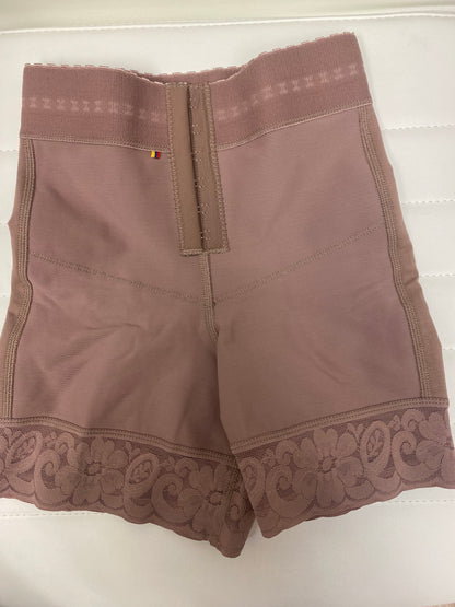 7070 Short sin Costuras